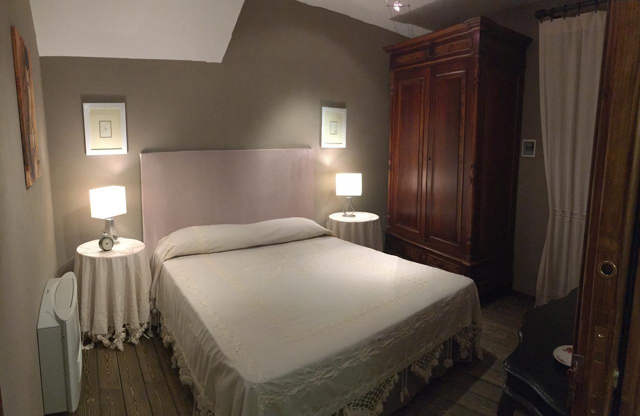 B&B Santapau Charme Living Licodia Eubea Kültér fotó